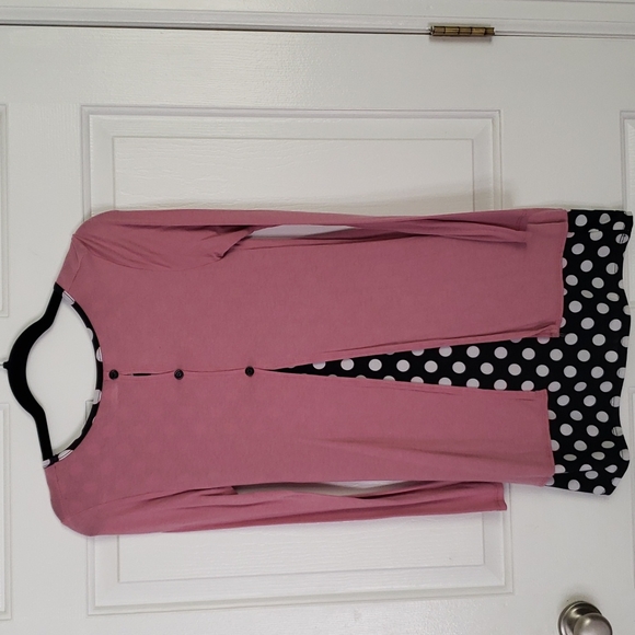 Celeste tunic,  pink with black polka dot, button detail on back,  size small - Picture 4 of 4